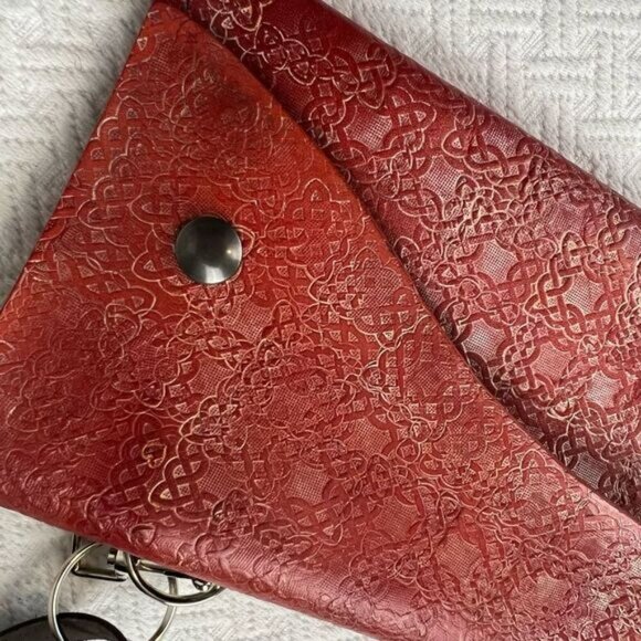 Artisan Vintage Embossed Artsy Leather Purse Crossbody Clutch Bag Red Steampunk - Picture 5 of 12